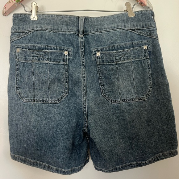 Pilcro Washed Blue High-Rise Denim Shorts - Picture 7 of 11